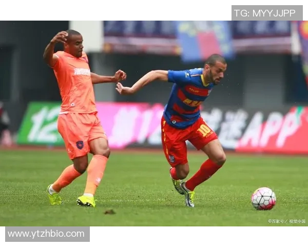 南京足球队在杯赛积分榜上以60分稳居第一名展现强劲实力